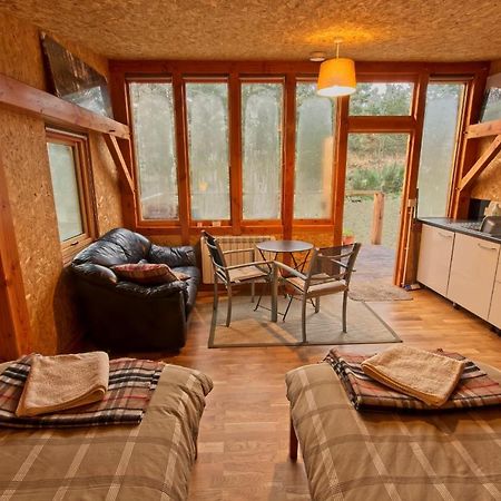 Villa Caledonian Glamping à Cannich Extérieur photo